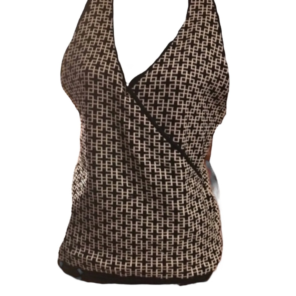 INC Gorgeous black/white razor back KNIT TOP LARGE